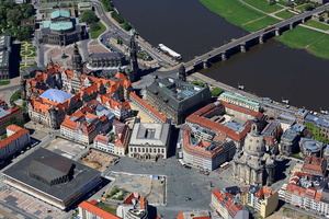 Luftbild-Schrägaufnahme Dresden Stadtzentrum / innere Altstadt