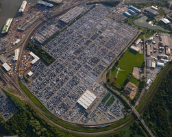 Autoterminal Bremerhaven, größte Autoumschlagplatz der Welt Luftbild