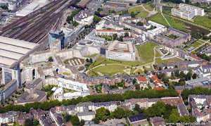 Bertha-von-Suttner-Platz und WGZ-Park Düsseldorf Luftbild