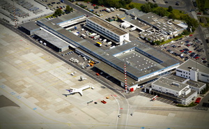 Luftfracht Gebäude, Fughafen Düsseldorf AirportAirport Germany