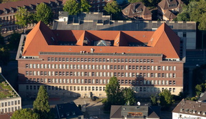 Haus Ruhrort, das Tausendfensterhaus Duisburg Luftbild