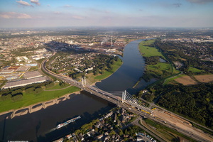 Rheinbrücke Duisburg Neuenkamp Duisburg Luftbild