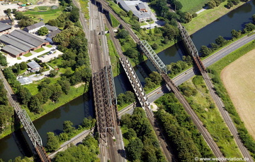 Sieben Eisenbahnbrücke der Brückenlandschaft Ruhraue Luftbild  