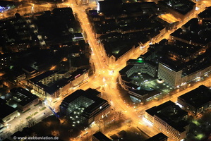 Friedrichstraße und Bismarkstraße Essen NRW bei Nacht Luftbild   