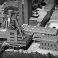 Zeche-Zollverein-d07228sw.jpg
