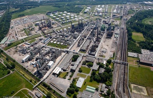 BP Gelsenkirchen GmbH ,  Ruhr Oel-Erdölraffinerien, Gelsenkirchen. Luftbild