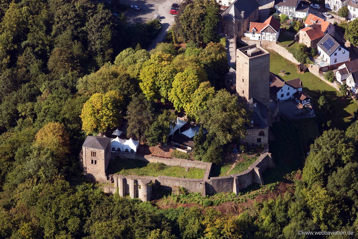 Burg Blankenstein   Hattingen  Deutschland  Luftbild