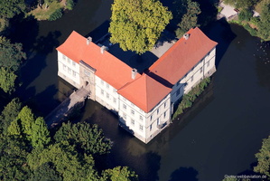 Schloss Strünkede Herne  Deutschland  Luftbild