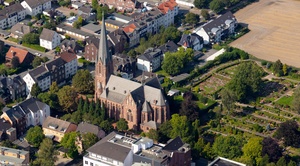 St. Peter und Paul Kirche Herne. Luftbild