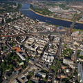 Luftbild von Köln mit blick  auf Kölner Dom, Hauptbahnhof und Umgebung.