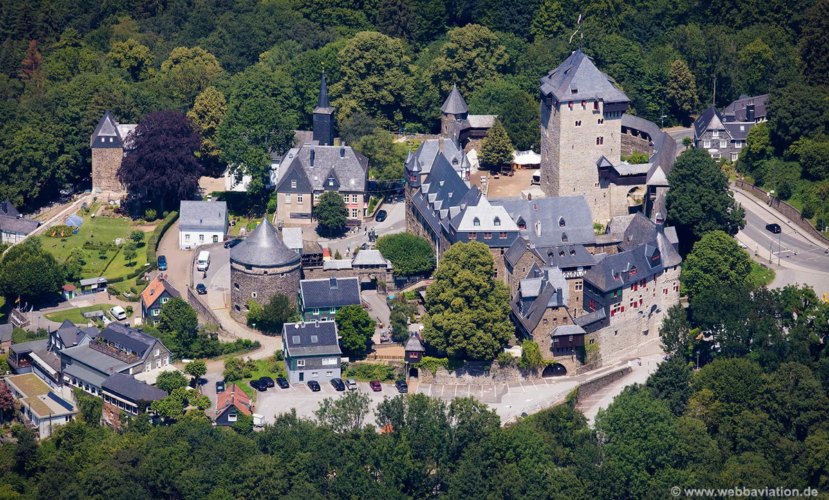 Schloss_Burg_md06572.jpg