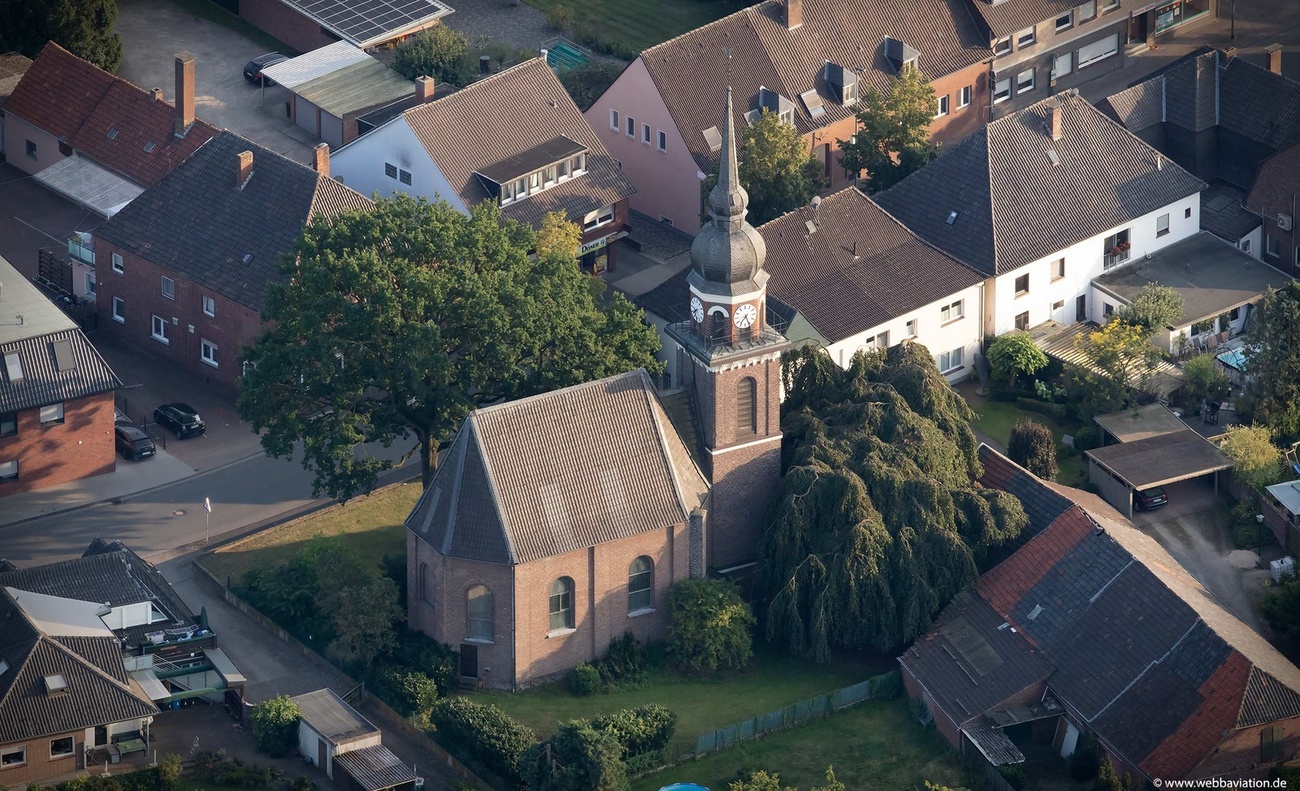 evangelische  Kirche Ringenberg Luftbild