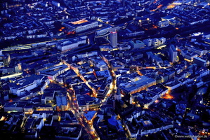 Wuppertal Luftbild bei Nacht