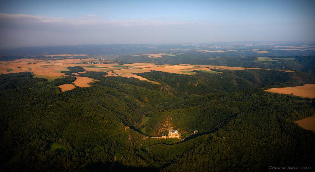 Burg Eltz Luftbild