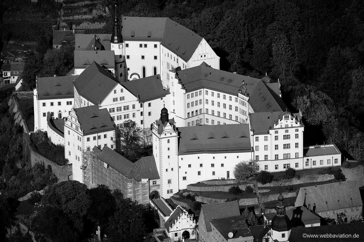 SchlossColditz_fb38691bw.jpg