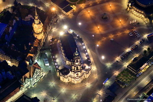Katholische Hofkirche Dresden NachtlLuftbild