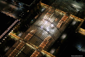 Leipziger Messe Glashalle  bei Nacht   Luftbild