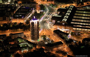 Wintergartenhochhaus  Leipzig  bei Nacht - Luftbild 