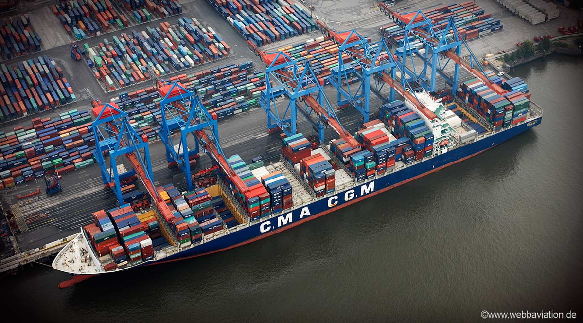 Containerschiff_Hamburg_cb31633.jpg
