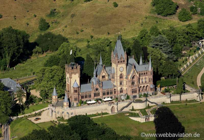 Schloss  Drachenfels  Luftbild